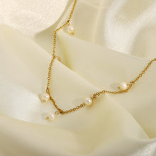 Load image into Gallery viewer, PEARL CHOKER NECKLACE