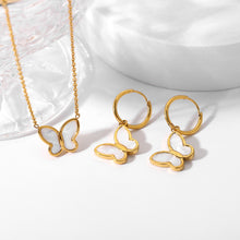 Load image into Gallery viewer, Butterfly Earrings