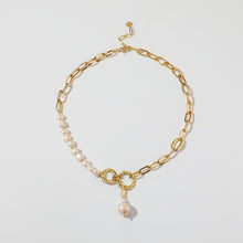 Load image into Gallery viewer, PEARLl NECKLACE