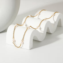 Load image into Gallery viewer, MULTI-PEARL CHOKER NECKLACE