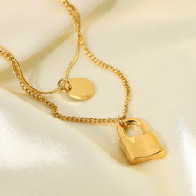 Load image into Gallery viewer, LAYERED LOCK PENDANT NECKLACE