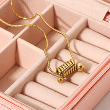 Load image into Gallery viewer, SPRING PENDANT NECKLACE