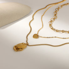Load image into Gallery viewer, LAYERED HEART-SHAPED NECKLACE