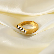 Load image into Gallery viewer, Grid Ring