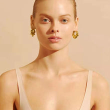 Load image into Gallery viewer, Twist Pattern  Earring