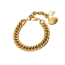 Load image into Gallery viewer, Cuban Chain Bracelet with Shell and Pearl Decoration