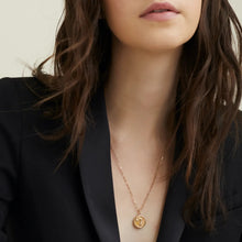 Load image into Gallery viewer, Round Drop Necklace
