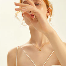 Load image into Gallery viewer, Whtie Stone Heart Necklace