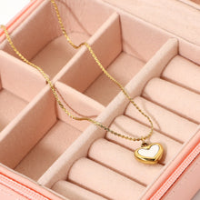 Load image into Gallery viewer, Whtie Stone Heart Necklace